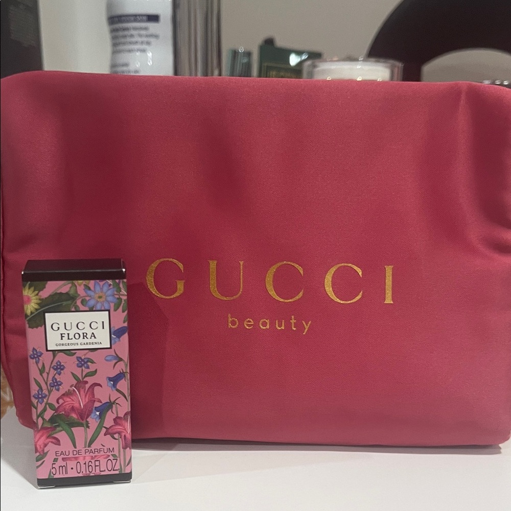 8 item bundle Gucci Beauty Collection with Pink Bag - Picture 2 of 4